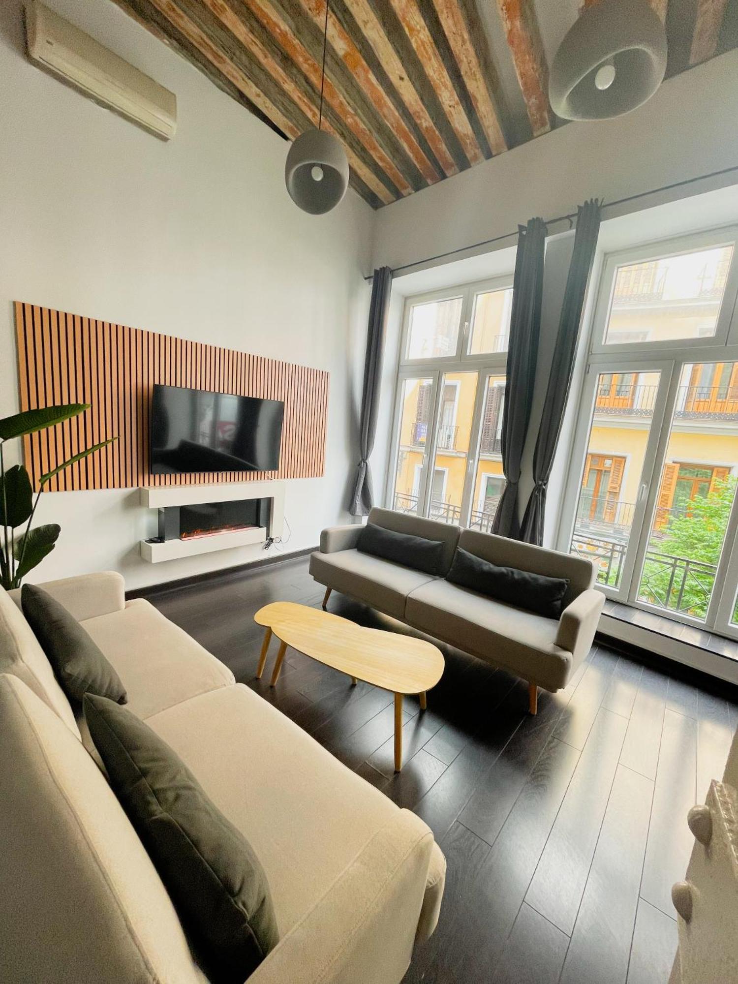 Апартаменты Carretas Duplex Exterior Derecha Мадрид Экстерьер фото
