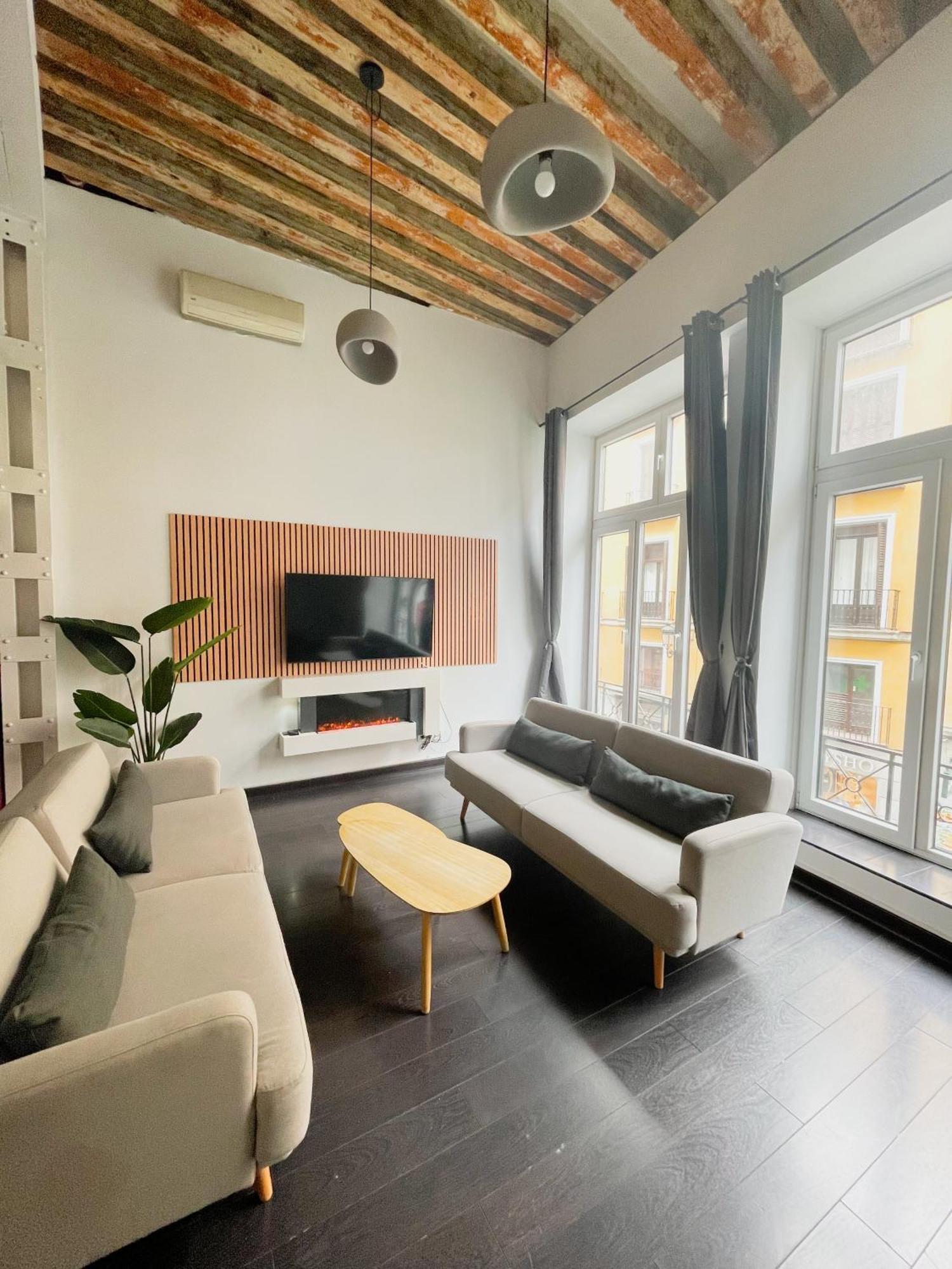 Апартаменты Carretas Duplex Exterior Derecha Мадрид Экстерьер фото